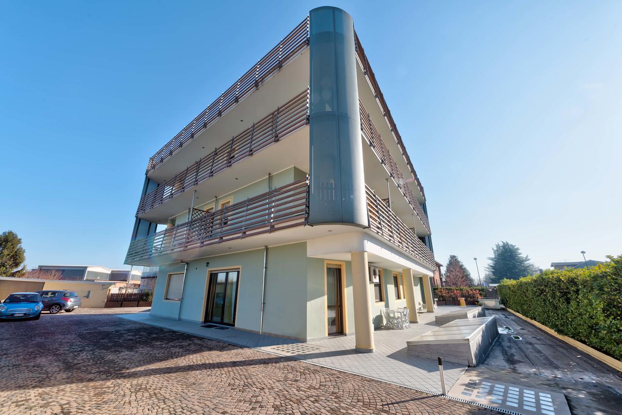 Appartahotel Beinasco Eksteriør billede